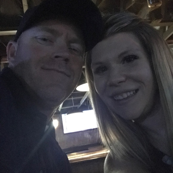 Meet your Posher, Amber - Picture 1 of 1